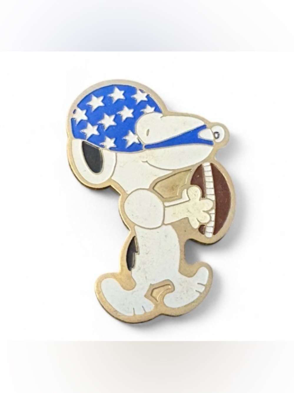 VTG 1979 Snoopy Football l Pin | Peanuts | United Feature Syndicate